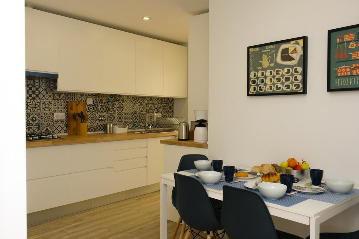 Beco Torto, Apartment